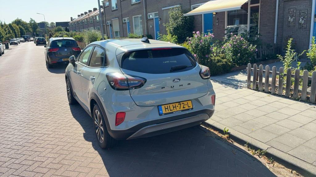 Ford Puma 1.0 ecoboost hybrid titanium