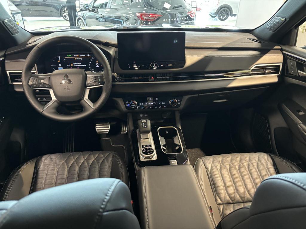 Mitsubishi Outlander 2.4 phev instyle