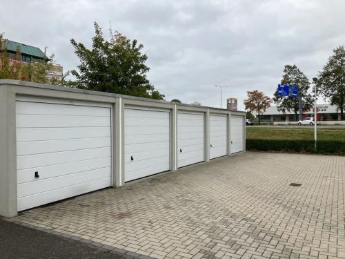 Garagebox Hendrikskinderendijk
