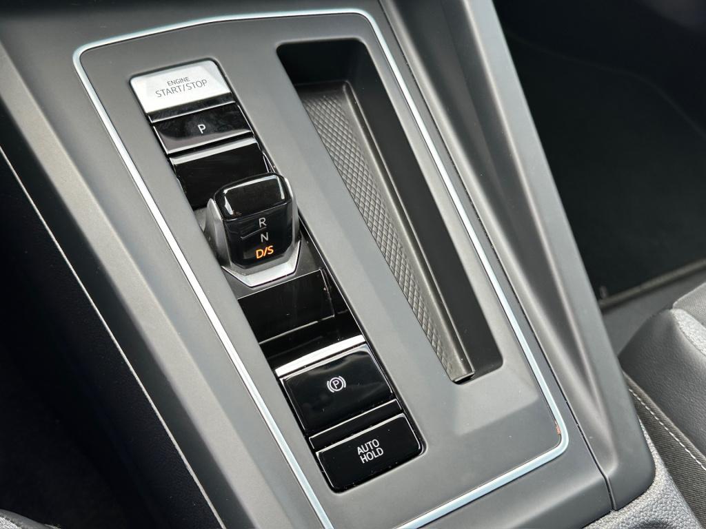 Volkswagen Golf variant 1.5 etsi 150pk dsg goal | facelift | trekhaak | 360