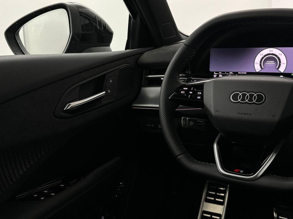 Audi Q3 s edition e-hybrid 200 kw / 272 pk suv 6 versn. s-