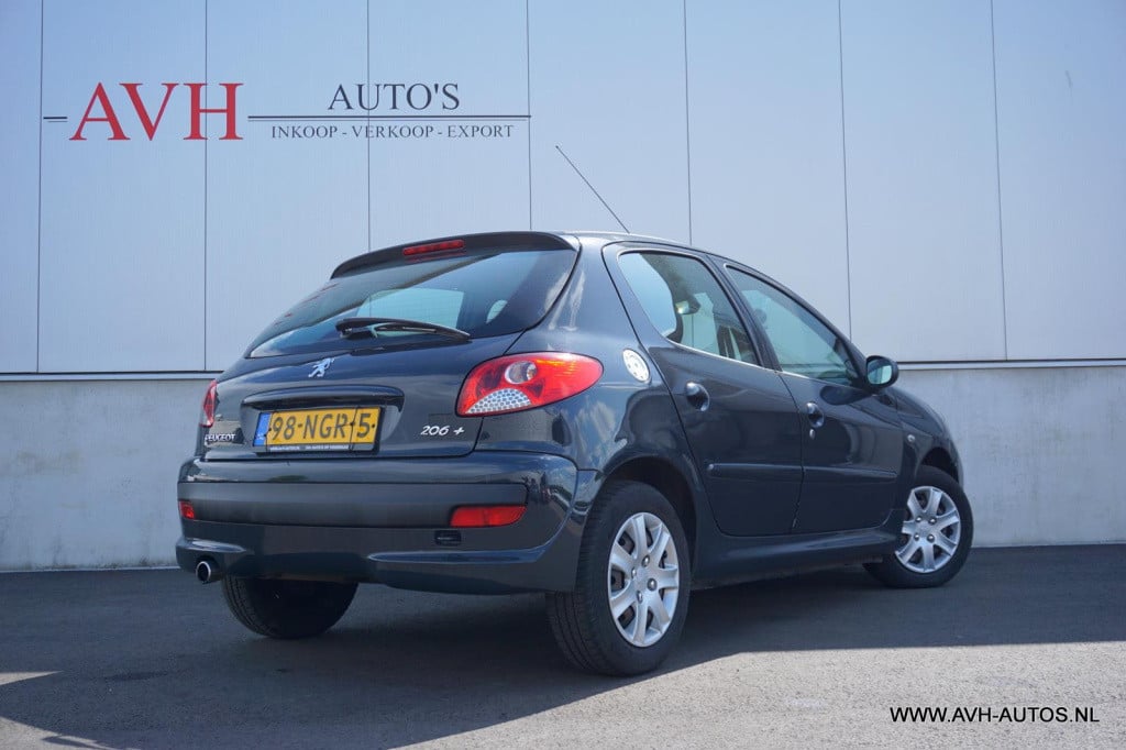 Peugeot 206 + 1.4 xs