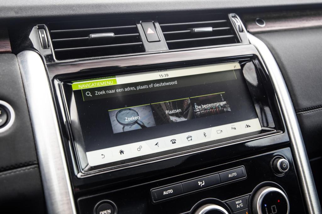 Land Rover Discovery 3.0 td6 hse grijs kenteken / leer / navi / luchtvering