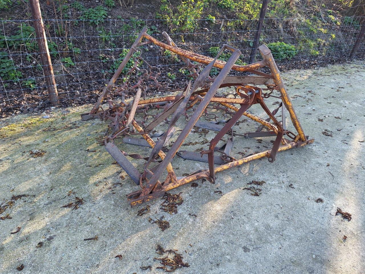 Weidesleep met echte Mols hoop driehoeken voor extra egalisatie