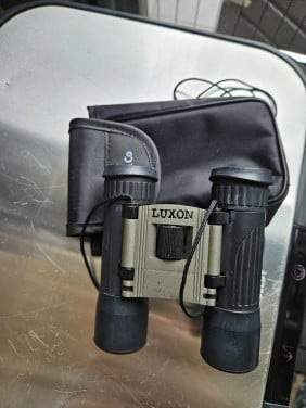 Zeer nette en werkende Luxon travel &go verrekijker 10 x 50...