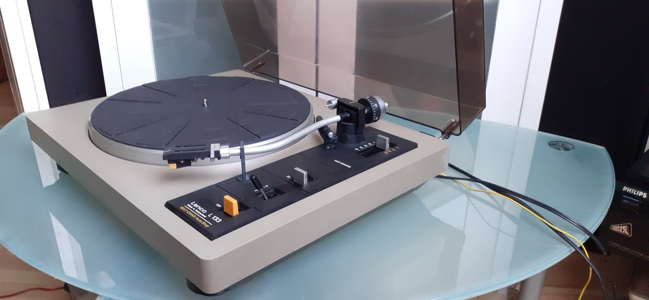 LENCO L-133 platenspeler belt-drive autostop made in switerland