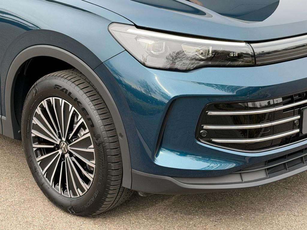 Volkswagen Tiguan 1.5 ehybrid elegance 204pk | trekhaak | 360 camera | dode