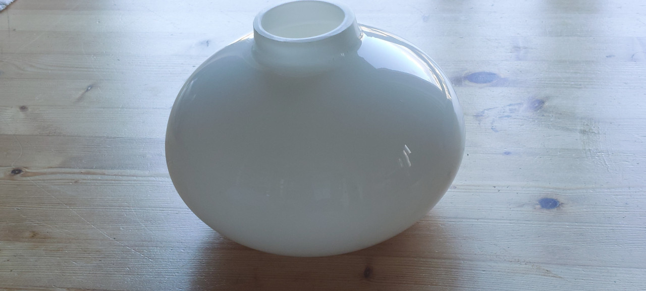 Vaas opaline wit
