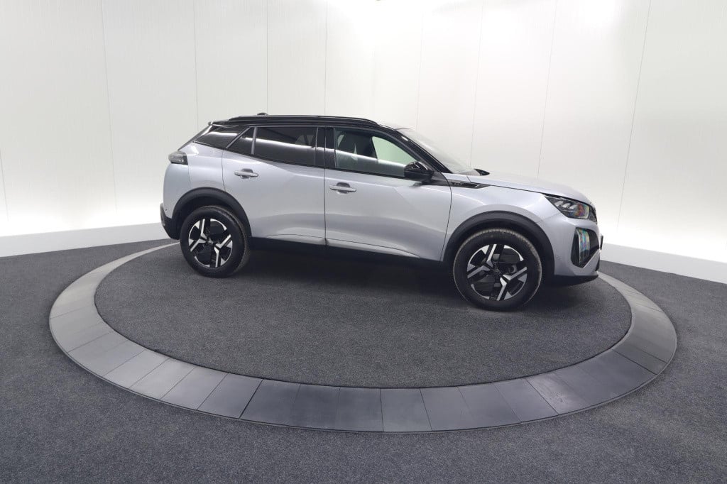 Peugeot 2008 puretech 130 eat8 gt | 360 camera | stoelmassage | adaptieve c