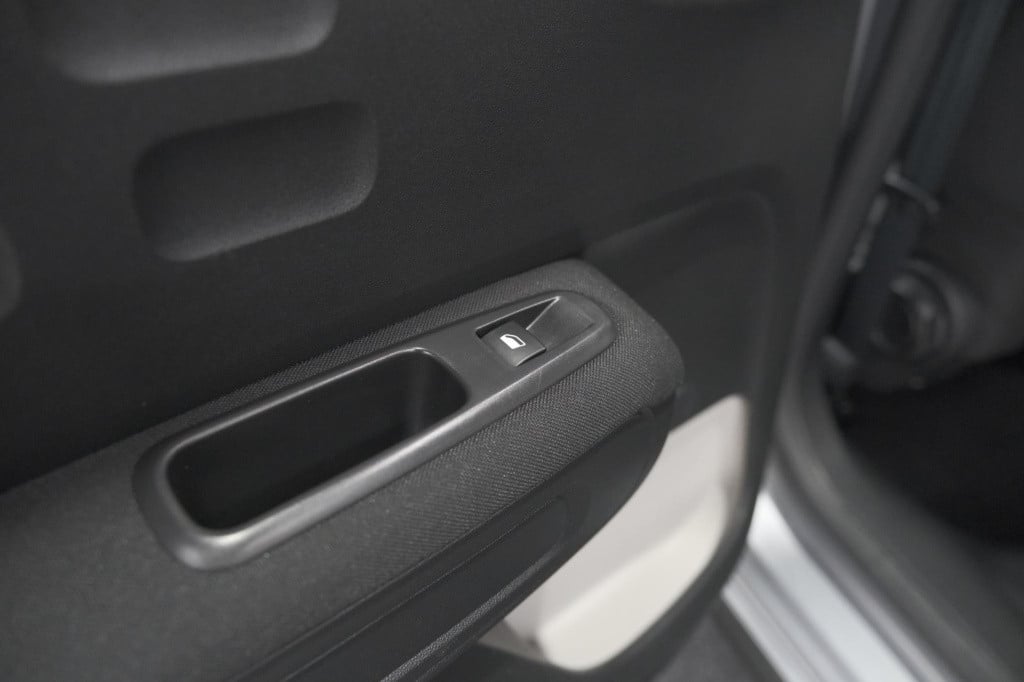 Citroen C3 puretech 110 eat6 shine | camera | navigatie | parkeersensoren |