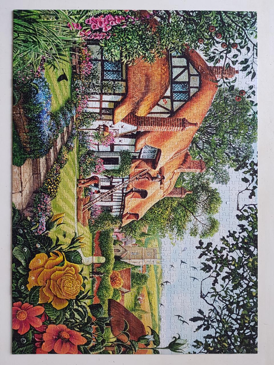 Falcon doos met twee puzzels