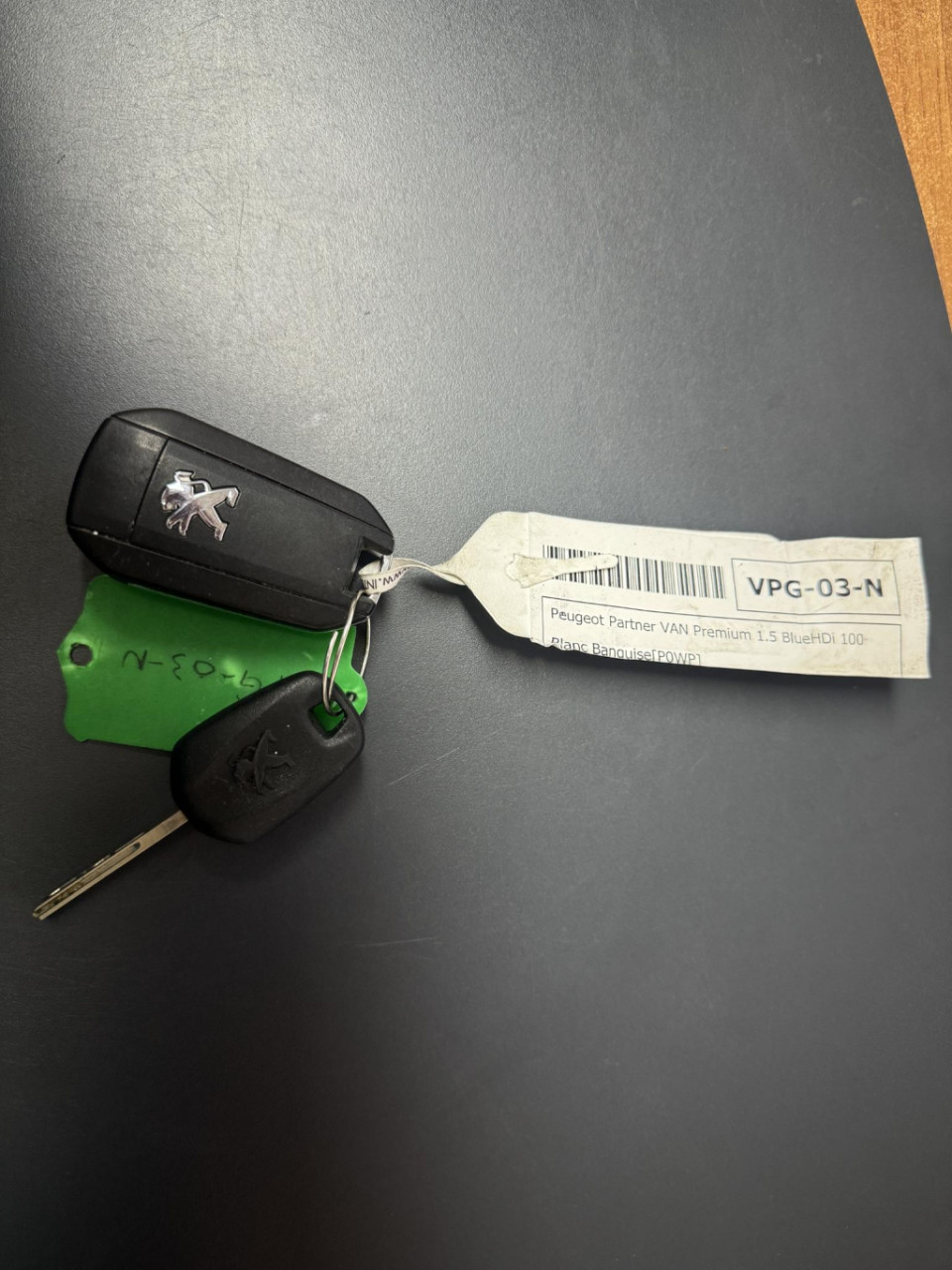 Peugeot Partner 1.5 bluehdi premium airco / cruise controle / navi / euro 6