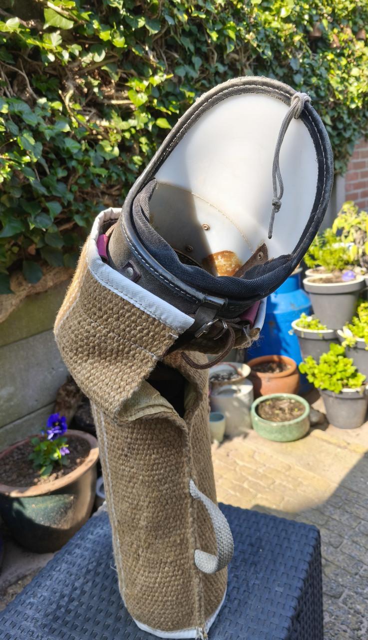 Te koop 2 Steekmouwen