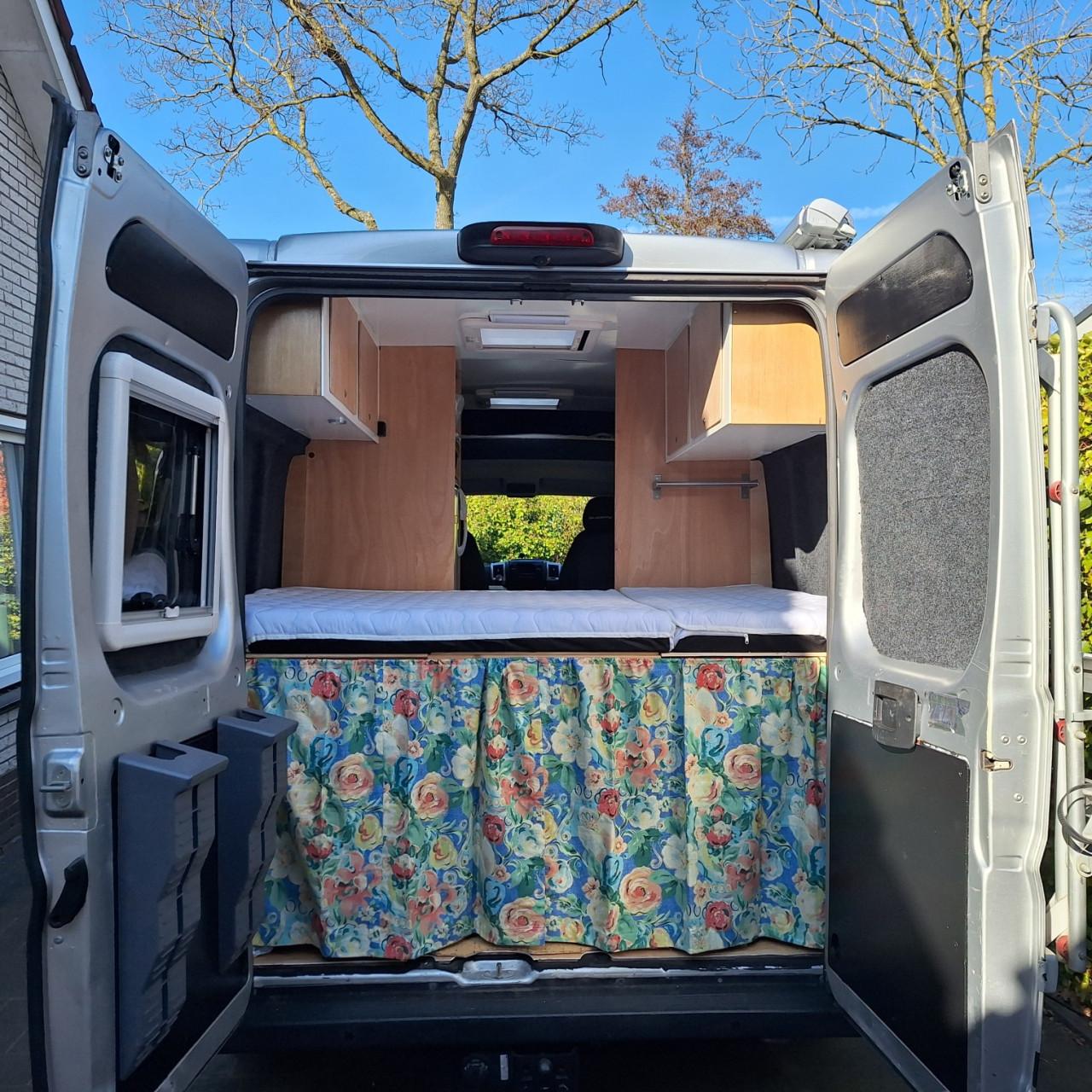 Zeer complete buscamper Fiat Ducato AUTOMAAT van 2019