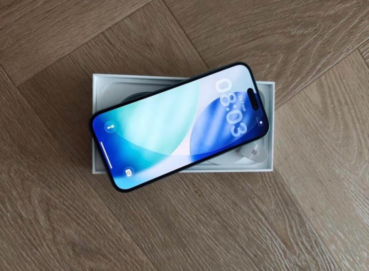 IPhone 16 | Als nieuw