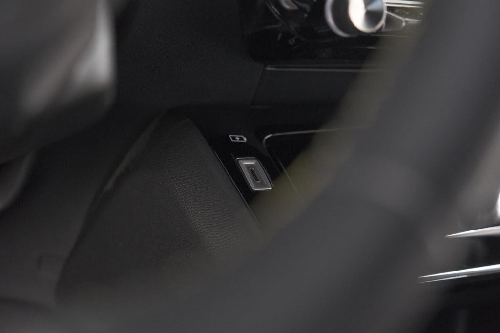 Peugeot 208 puretech 100 gt | camera | dodehoekdetectie | apple carplay | s