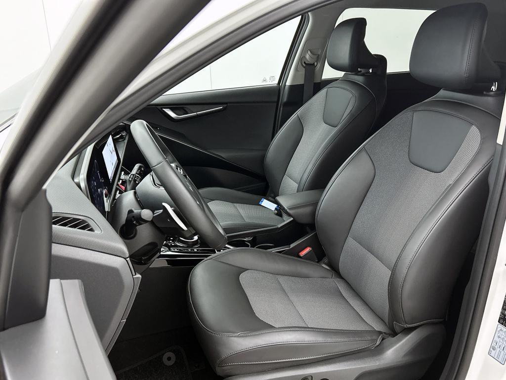 Kia Niro 1.6 gdi hev launch edition | navigatie | 18 inch lichtmetalen velg