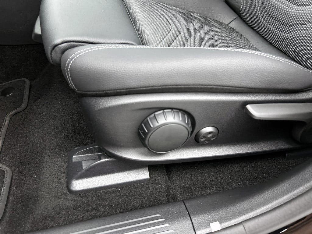 Mercedes-Benz Eqb 250+ business solution 71 kwh | parkeerpakket met achteru