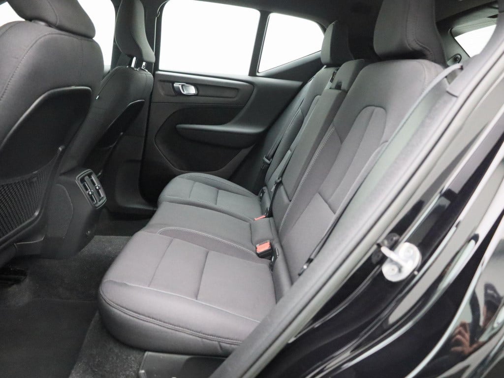 Volvo XC40 recharge core | automaat | lmv | parkeer sensoren | virtual cock