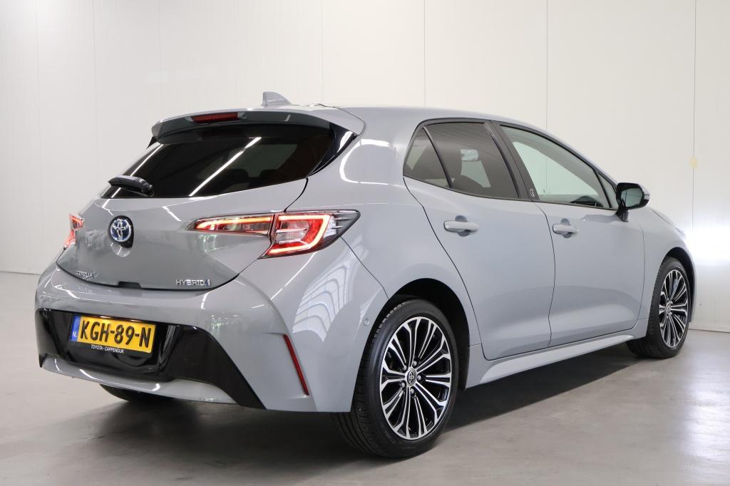 Toyota Corolla 1.8 hybrid dynamic plus | pdc | dode hoek | stoel-en stuurve