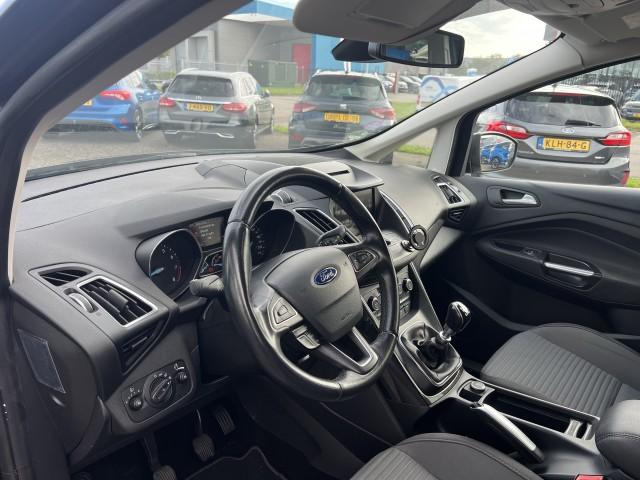 Ford C-max 1.0 ecoboost 125pk titanium , trekhaak , voorruitverwarming