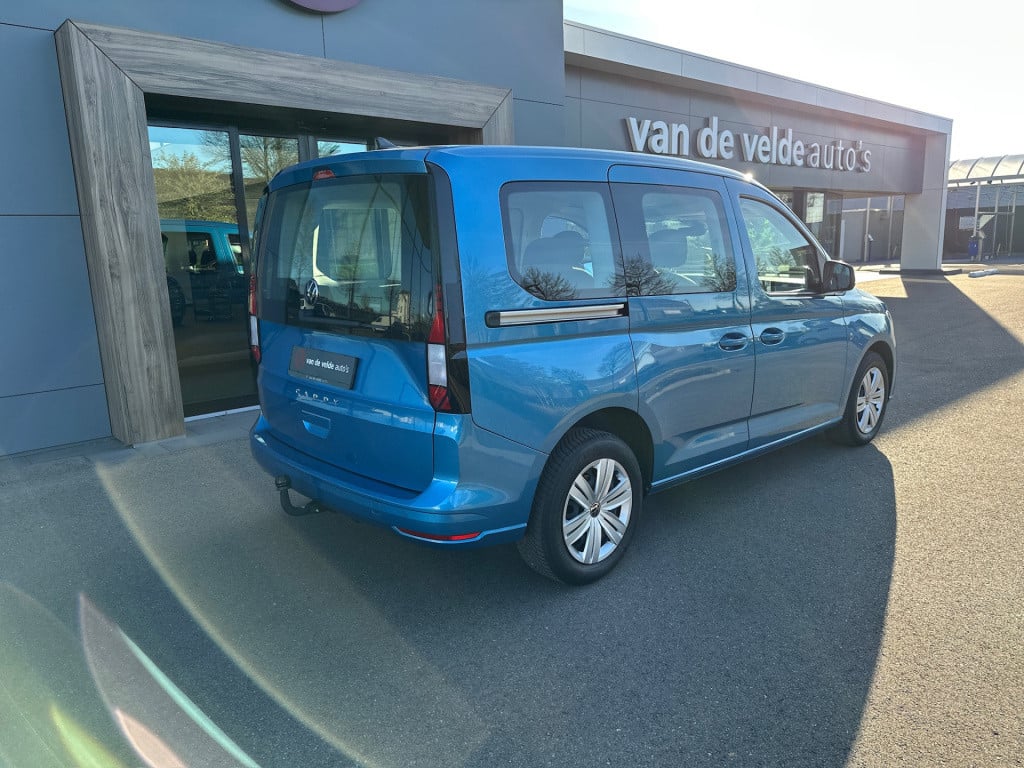 Volkswagen Caddy 1.5 tsi 5-persoons | navigatie | trekhaak | cruise | rijkl
