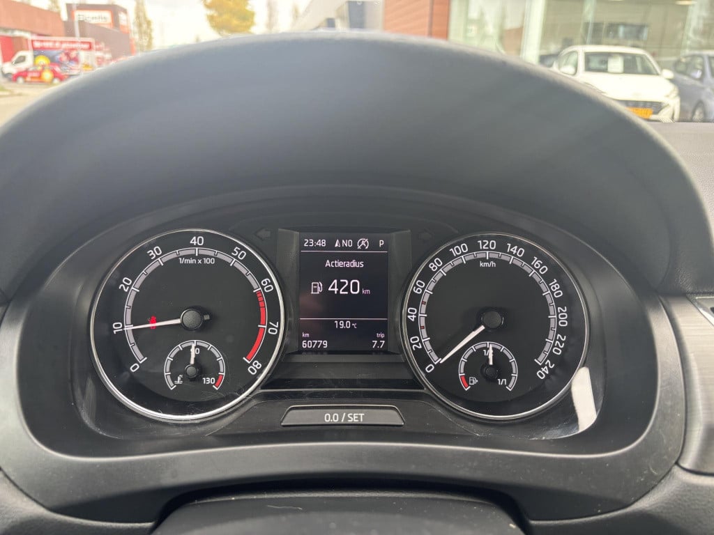 Skoda Rapid spaceback 1.0 tsi greentech clever | trekhaak | navigatie | sto