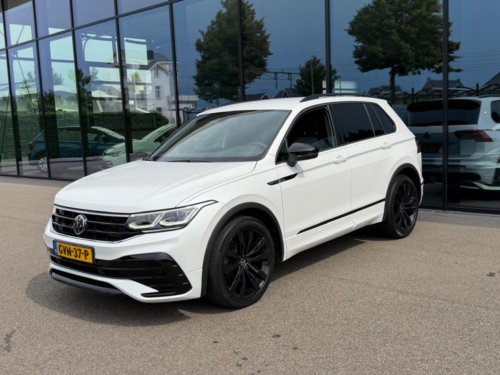 Volkswagen Tiguan 1.5 tsi 150pk dsg r-line | trekhaak | camera | carplay | 