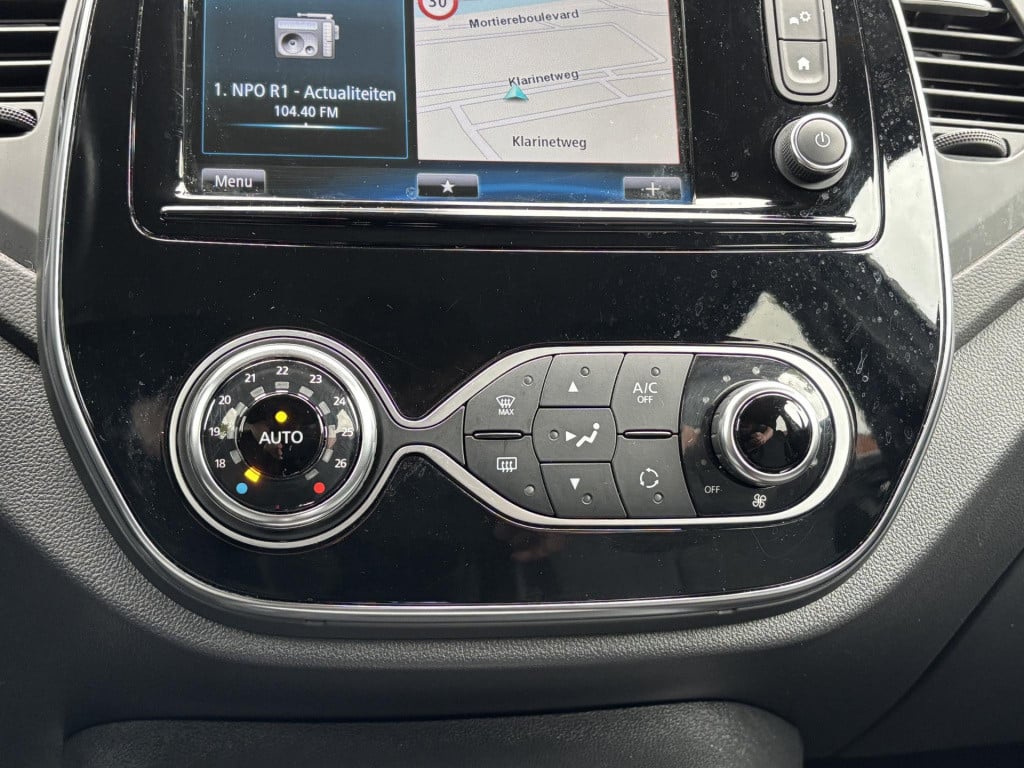 Renault Captur 0.9 tce intens | navigatie | camera | dodehoek detectie | le