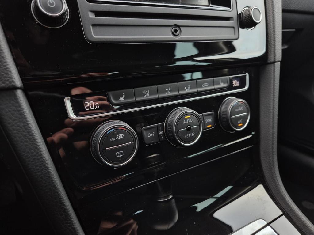 Volkswagen Golf 1.4 tsi highline / 1e eigenaar / cruisecontrol / stoelverwa