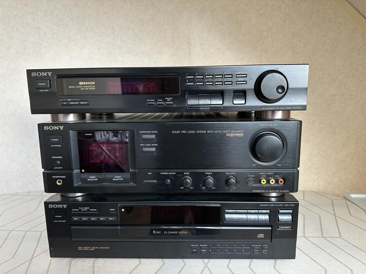 COMPLETE SONY RADIO-RECIEVER EN CD SET