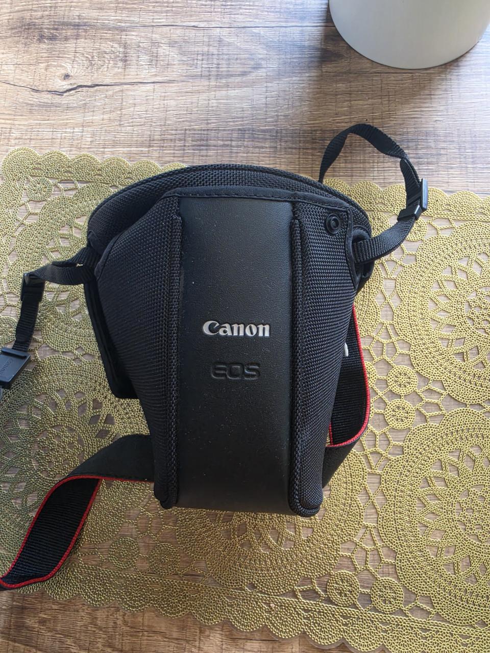 CANON EOS 1300D