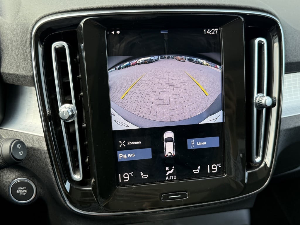 Volvo XC40 t4 211pk recharge inscription exp| panodak| camera| stoel+stuur.