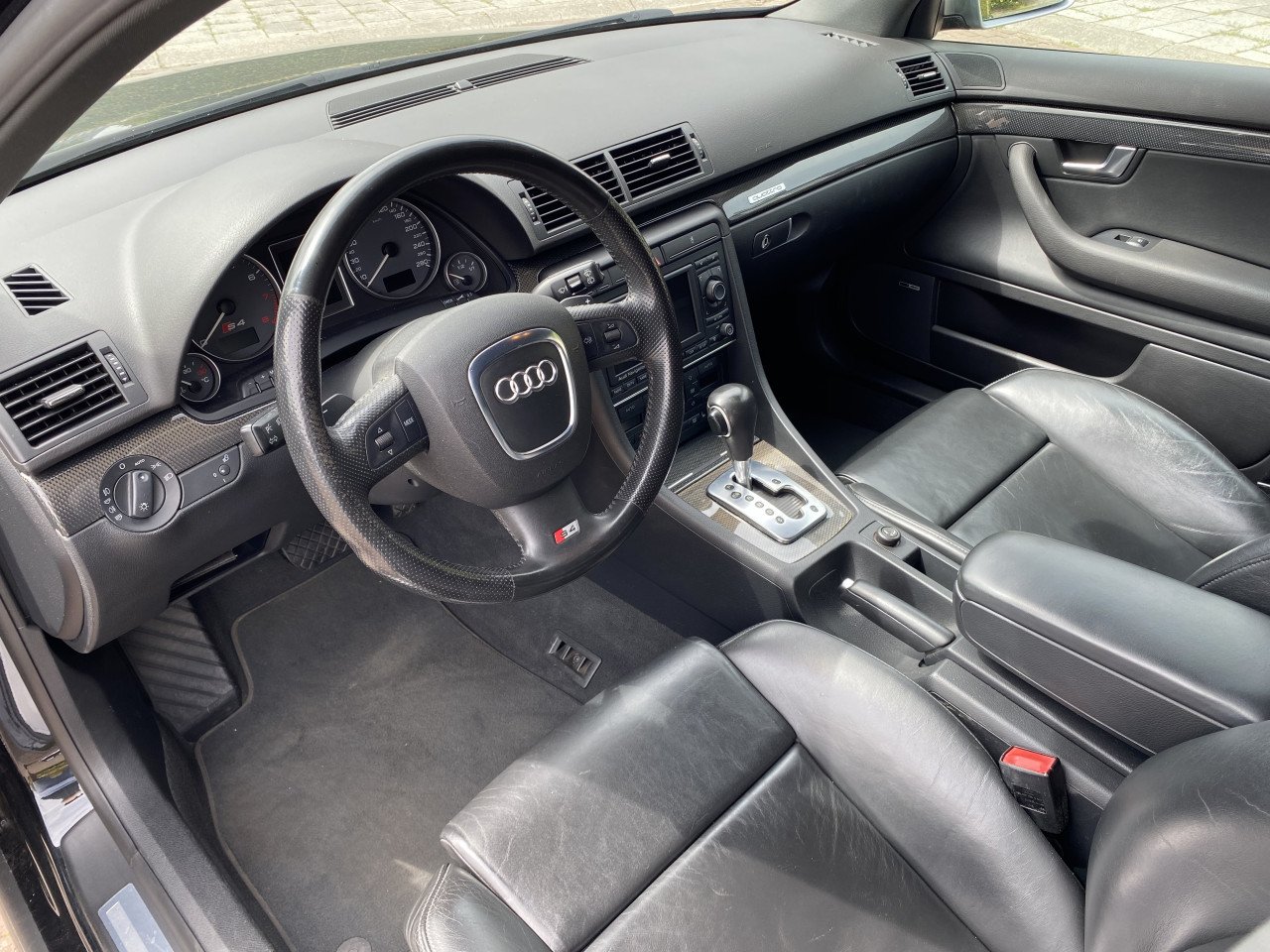 Audi S4 4.2 V8 quattro te koop