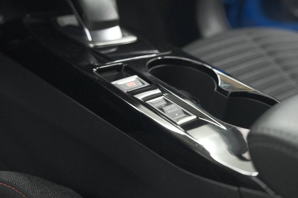 Peugeot 208 ev active pack 50 kwh | parkeersensoren | apple carplay | clima