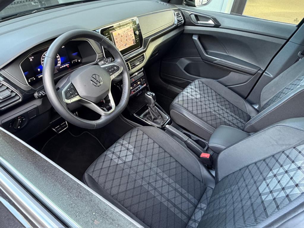 Volkswagen T-cross 1.5 tsi 150pk dsg r-line | camera | trekhaak | navi | iq