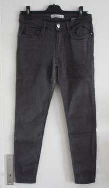 Donkergrijze  broek  maat 42