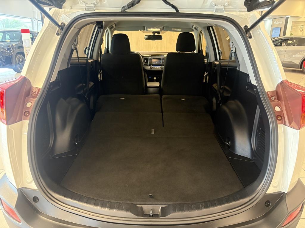 Toyota Rav4 2.0 dynamic limited 4wd | trekgewicht 1500 kg | trekhaak |