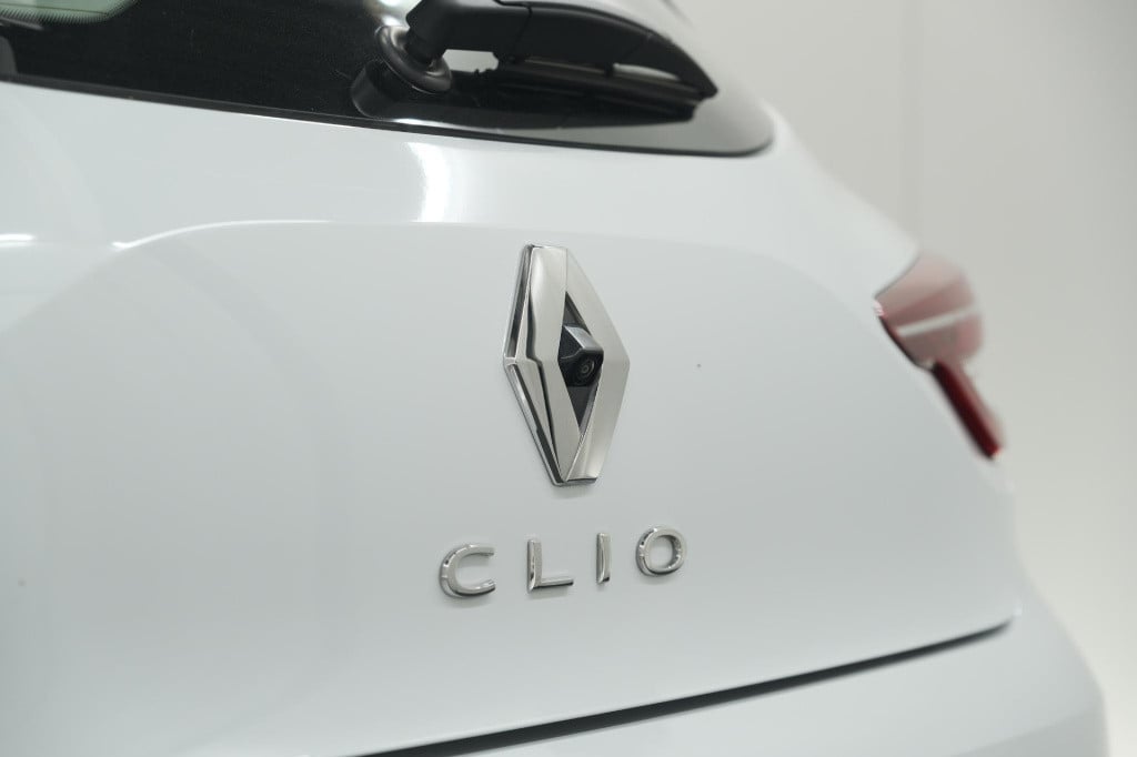 Renault Clio tce 100 bi-fuel intens | camera | navigatie | parkeersensoren 
