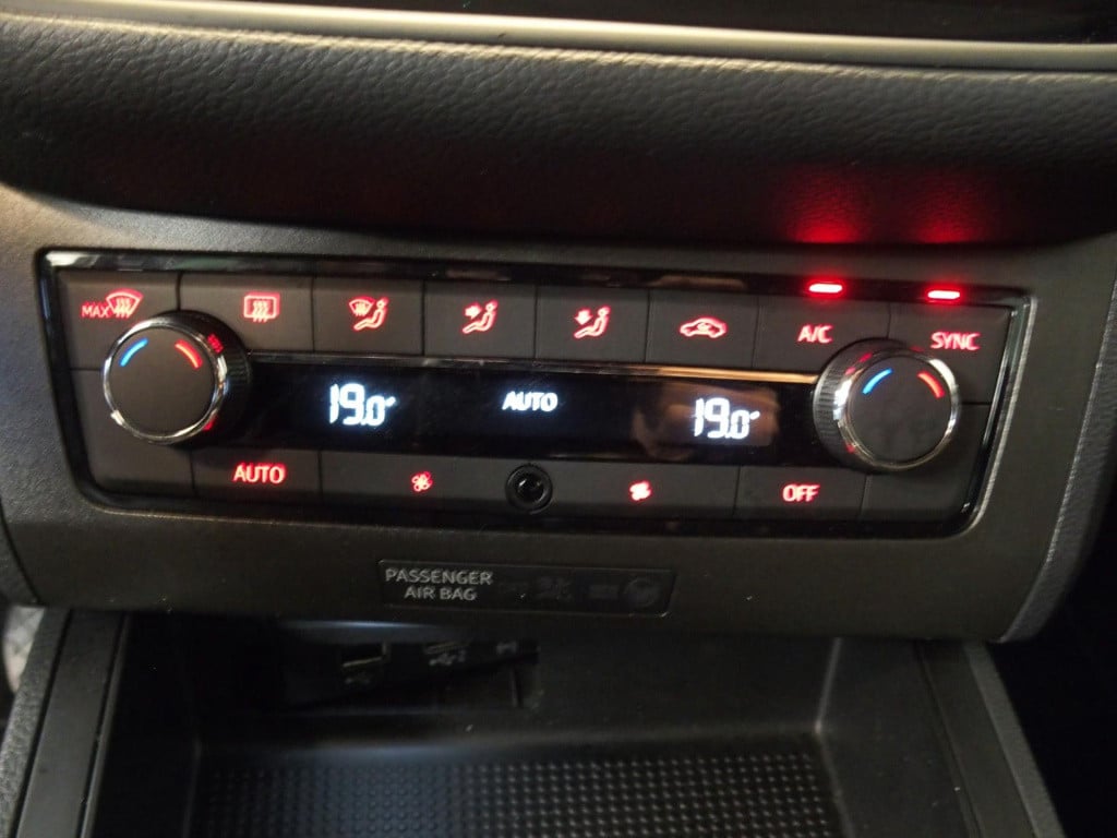 Seat Ibiza 1.0 tsi fr business intense nl auto, camera, appconnect, pdc, cr