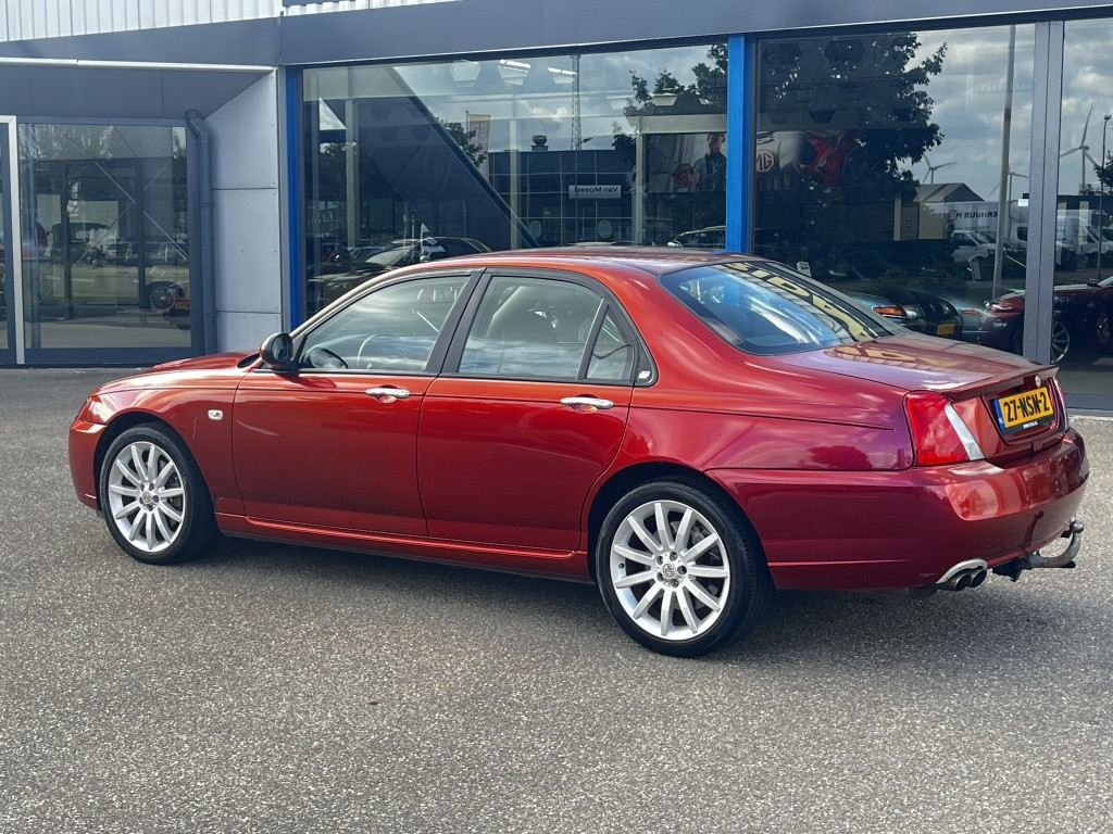 MG ZT 4.6 v8 260