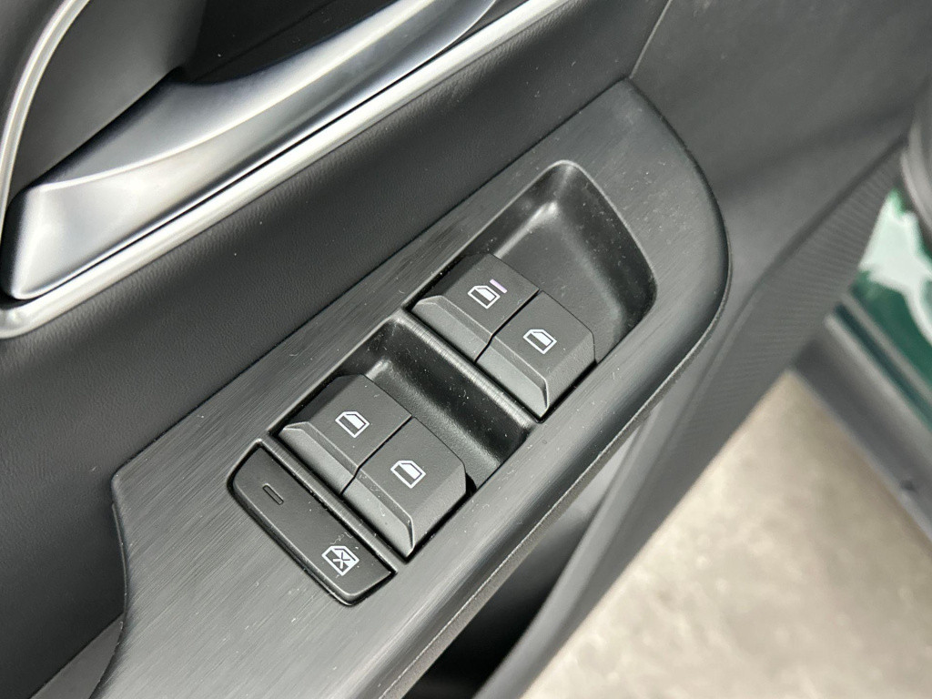 MG Onbekend 1.5 hybrid+ luxury | super voordeel – op = op - 7 jaar garantie