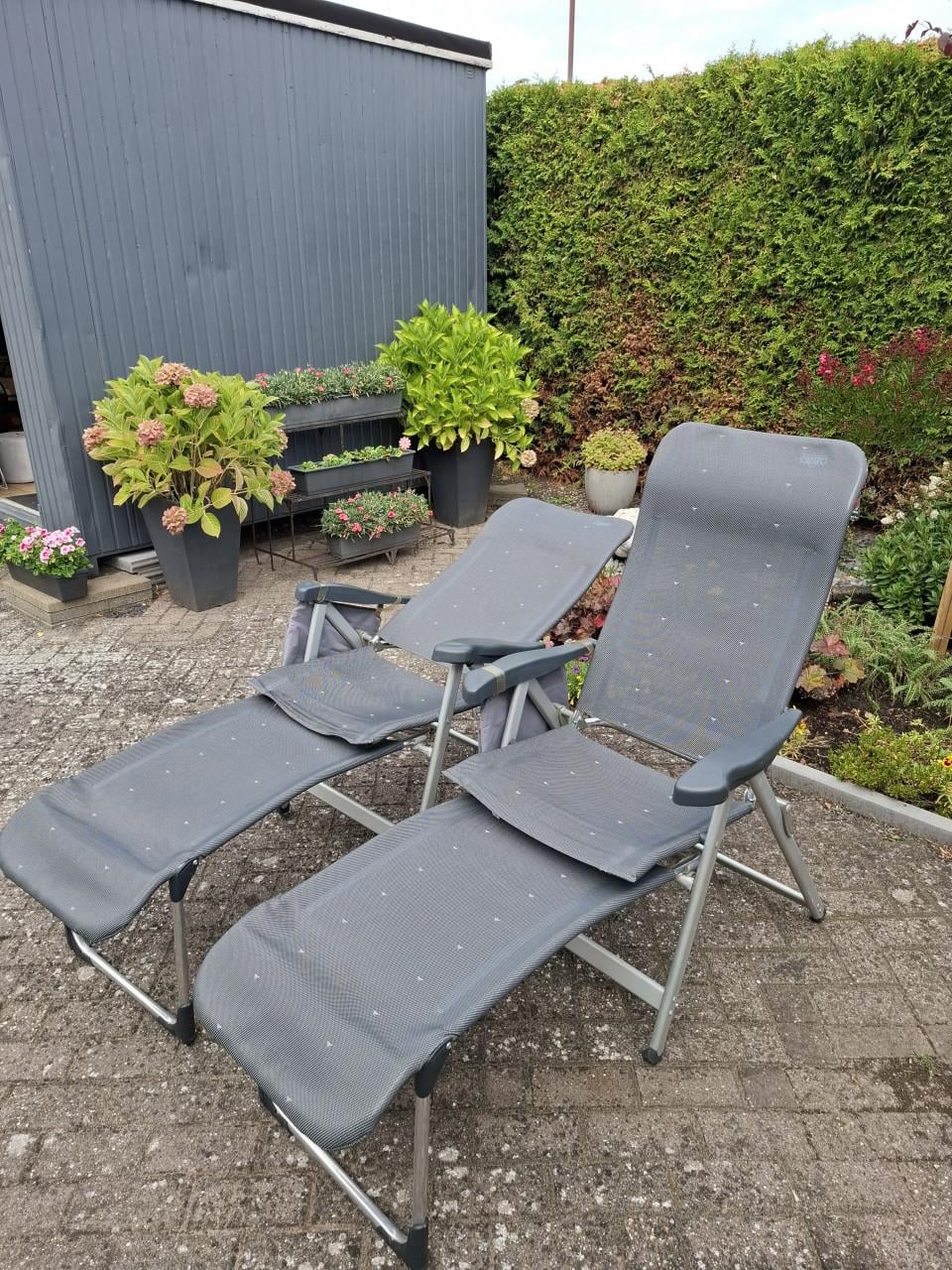 Set van 2 Crespo tuinstoelen inclusief voetenbankje
