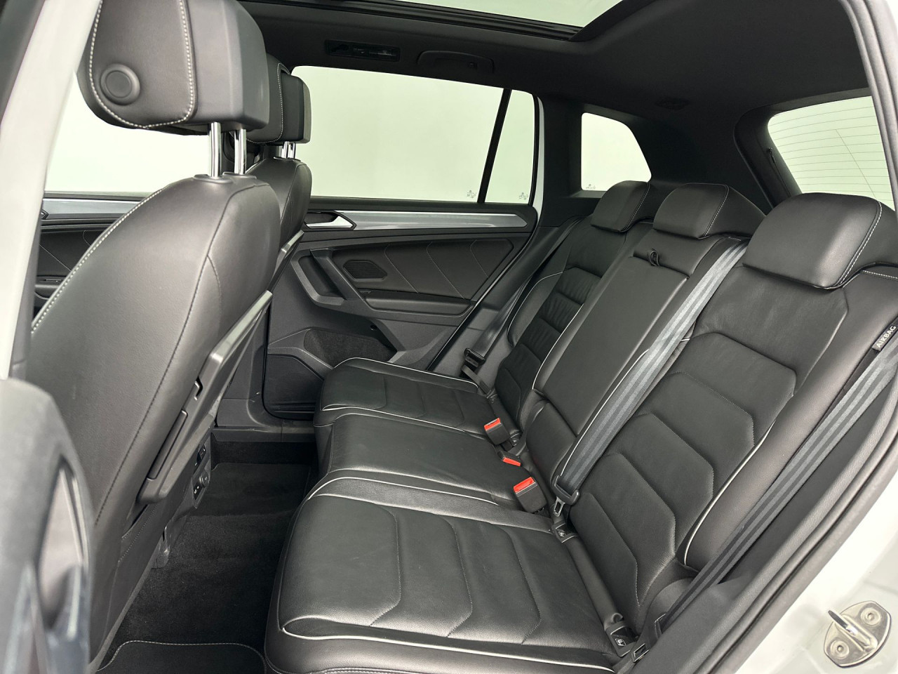 Volkswagen Tiguan 2.0 TSI 4Motion R-Line Black Style
