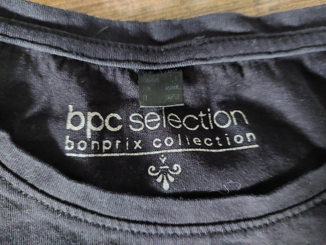 3 zwarte Bonprix damesshirts mt 44/46