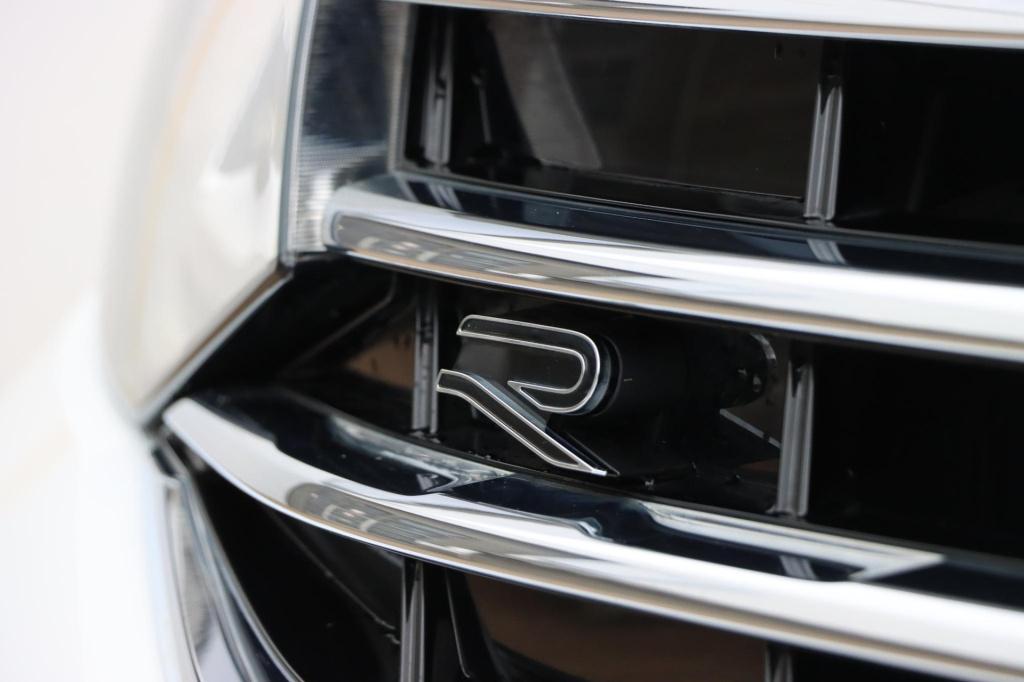 Volkswagen Tiguan 1.4 tsi ehybrid r-line business+ 245pk dsg6 | soh 90% |