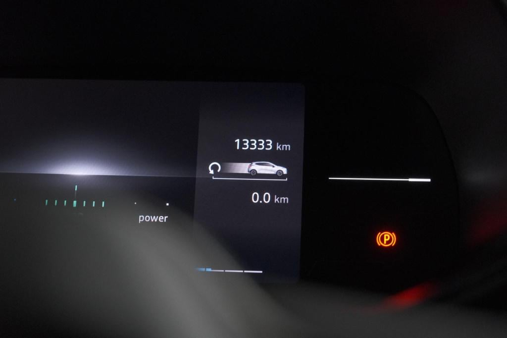 Renault Clio 1.6 e-tech full hybrid 145 evolution | apple carplay | parkeer