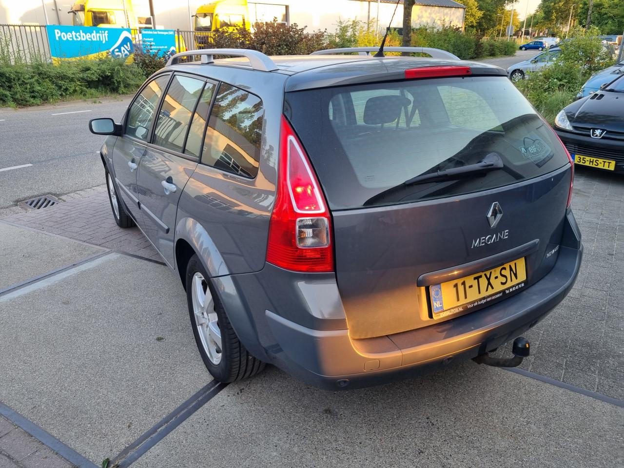 Renault Mégane Grand Tour 2.0-16V Privilège | 2e Eigenaar | Trekhaak