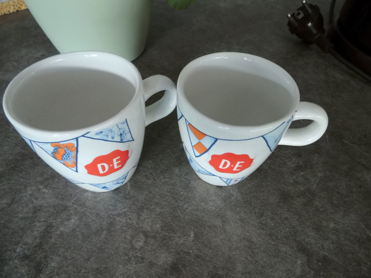 1 Kopje van Douwe Egberts.