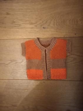 Te koop gebreid hesje